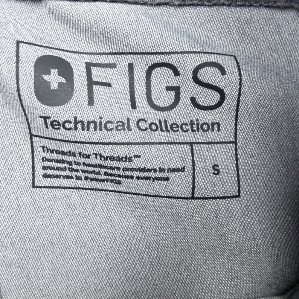 Figs Women's Graphite jogger Scrub Pants & Rafaela oversized top -2pc set - Picture 16 of 16